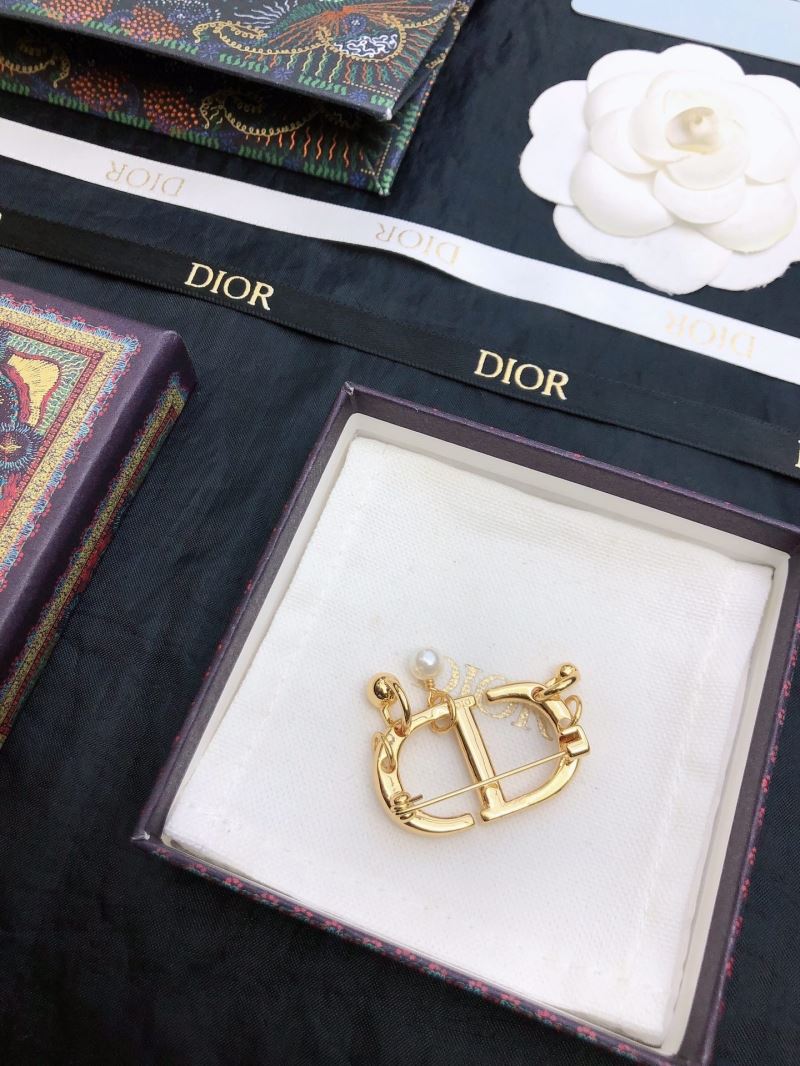 Christian Dior Brooches